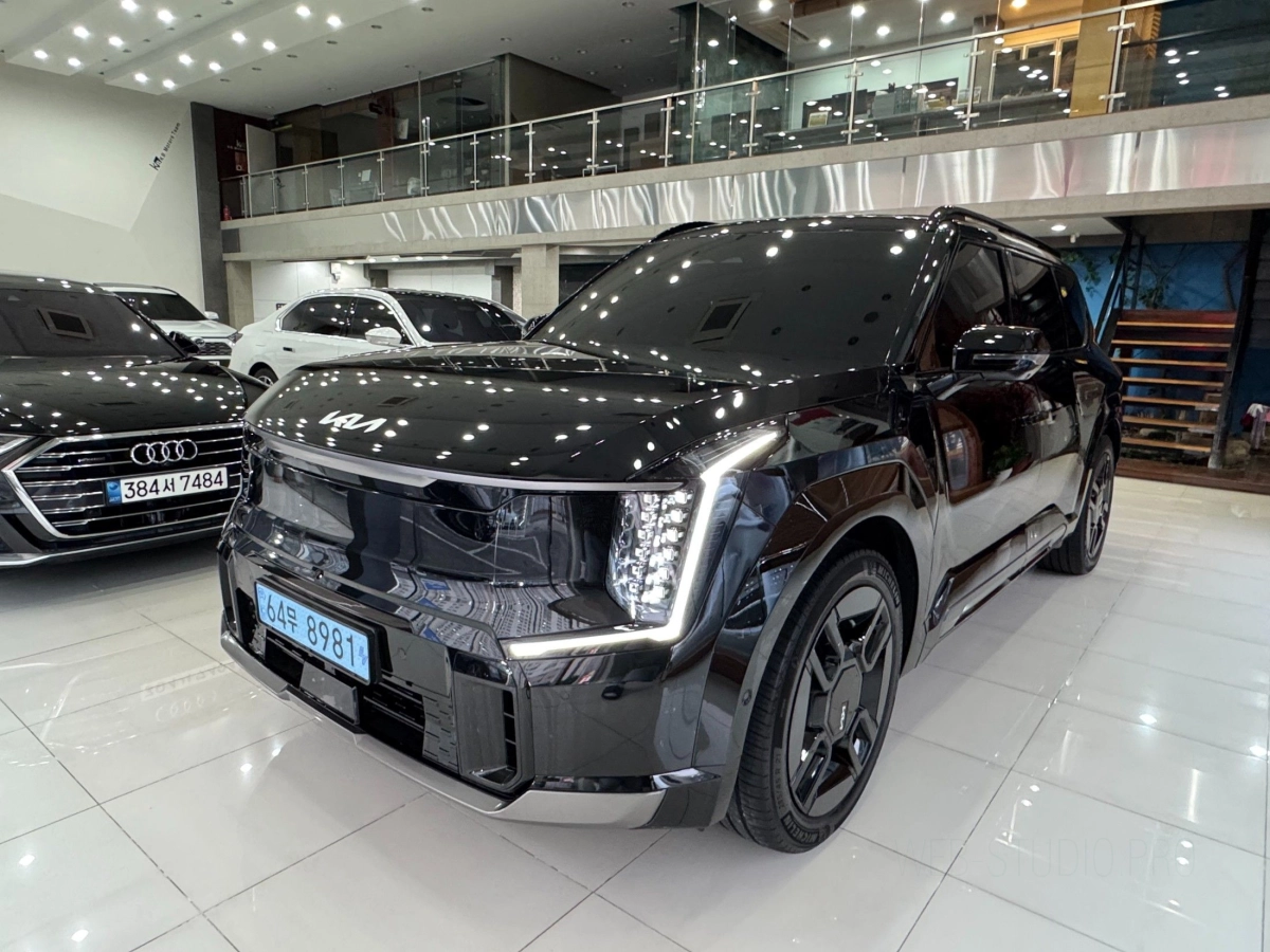 KIA EV9