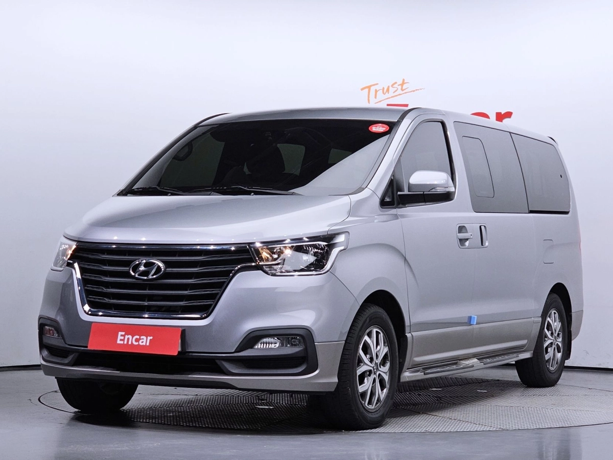 HYUNDAI STAREX GRAND 2020