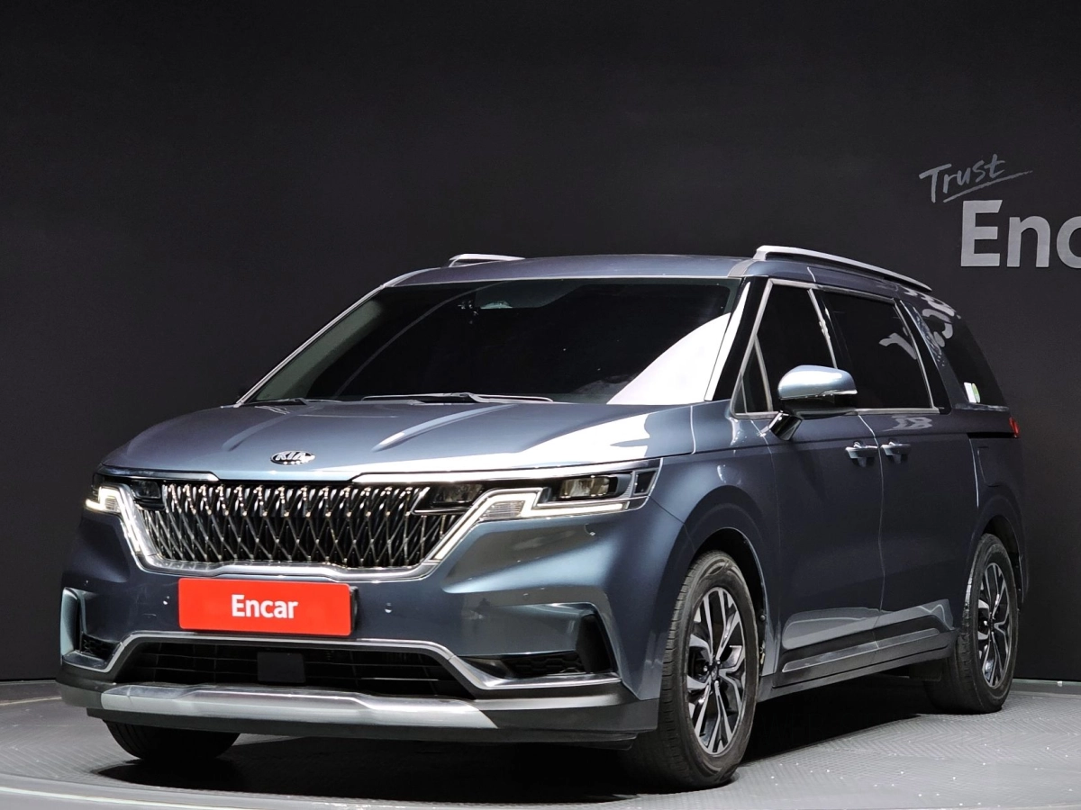 KIA CARNIVAL 2021