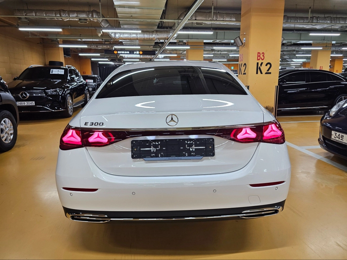 MERCEDES BENZ E-CLASS W214