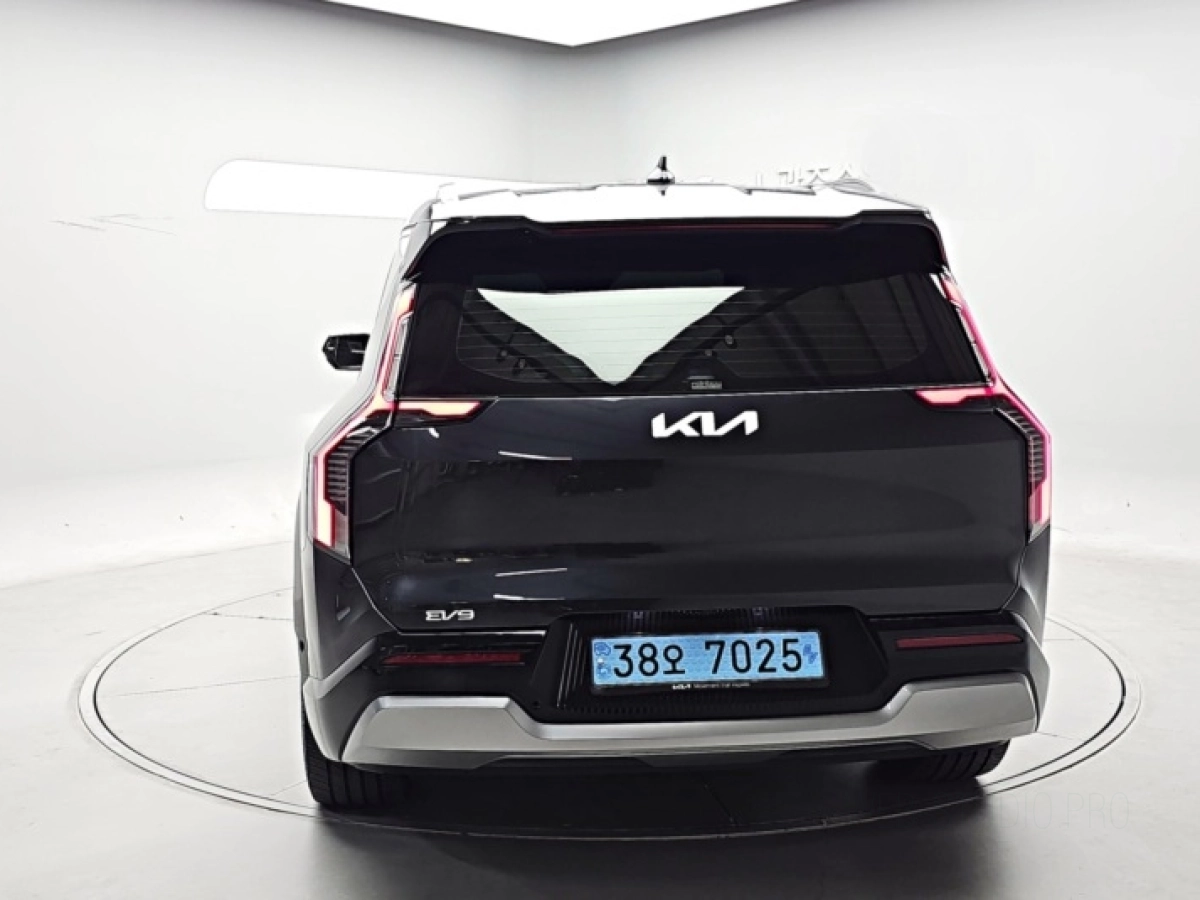 KIA EV9