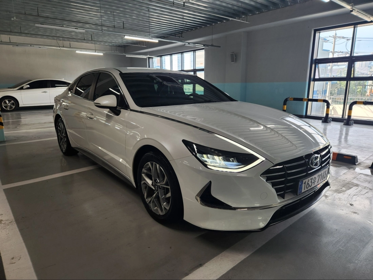 HYUNDAI SONATA DN8