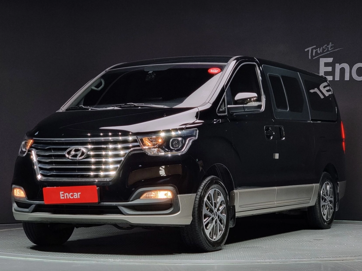 HYUNDAI STAREX GRAND 2020