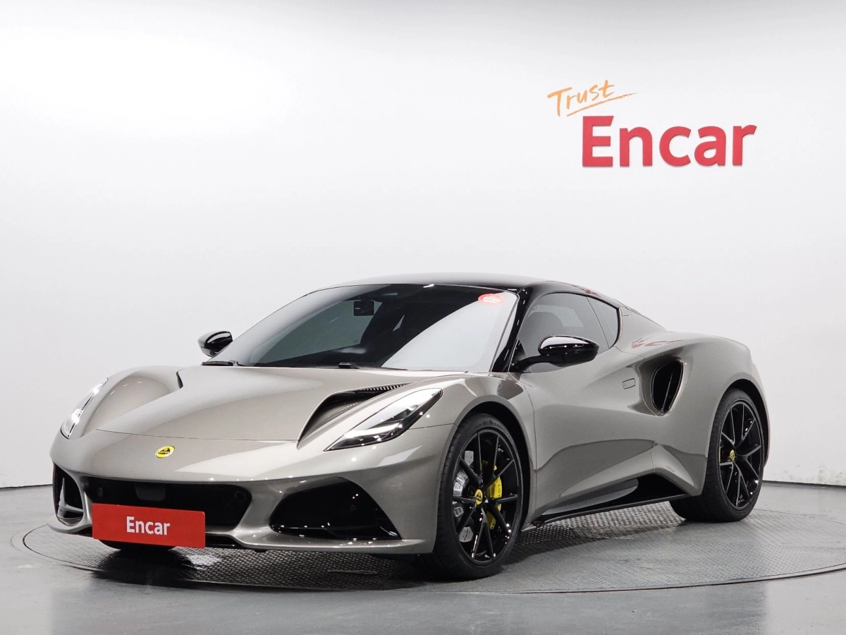 LOTUS EMIRA  2024