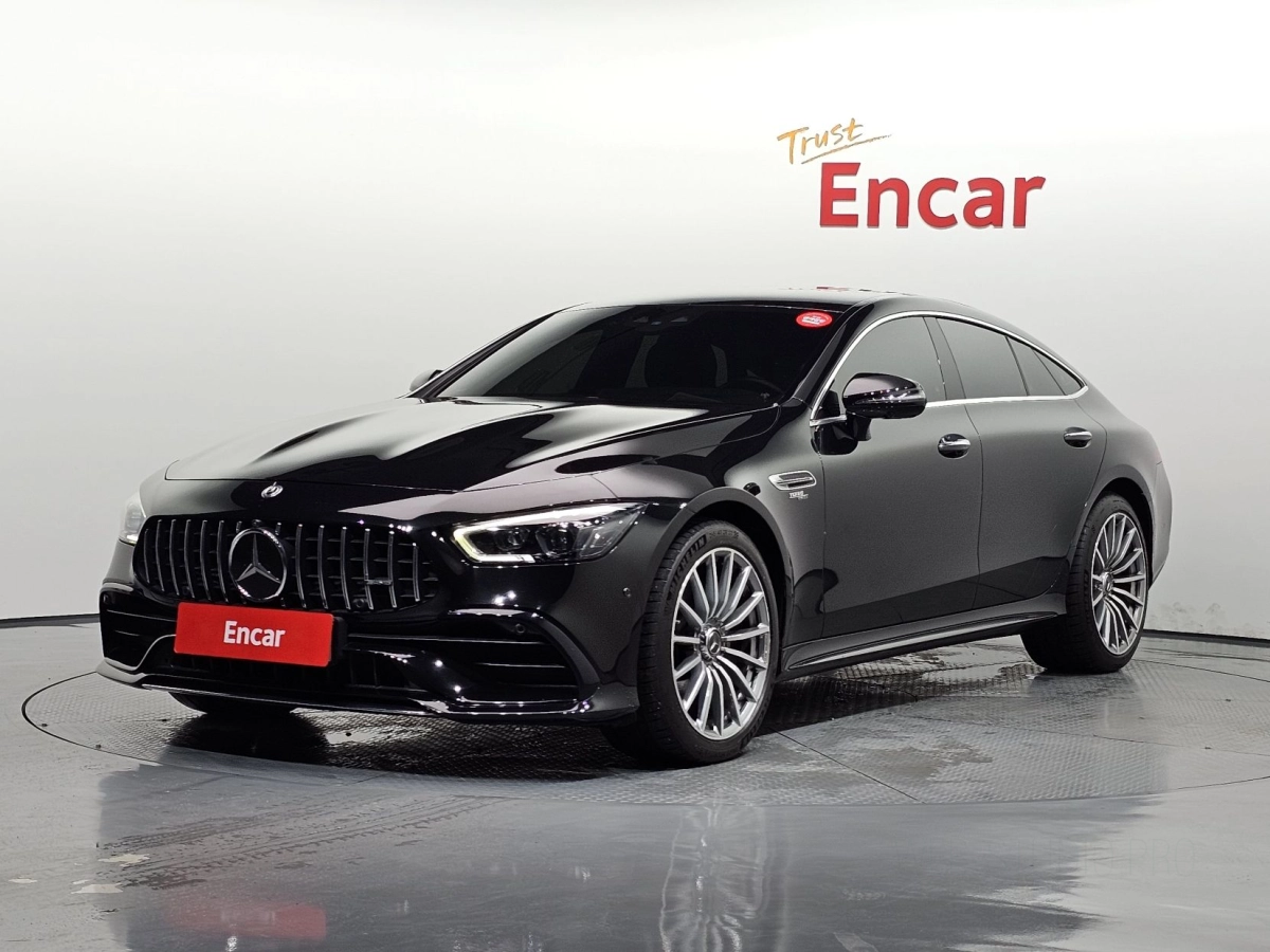 MERCEDES BENZ AMG GT