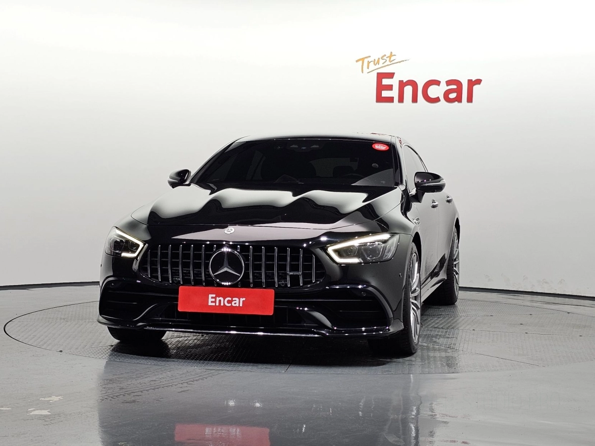 MERCEDES BENZ AMG GT