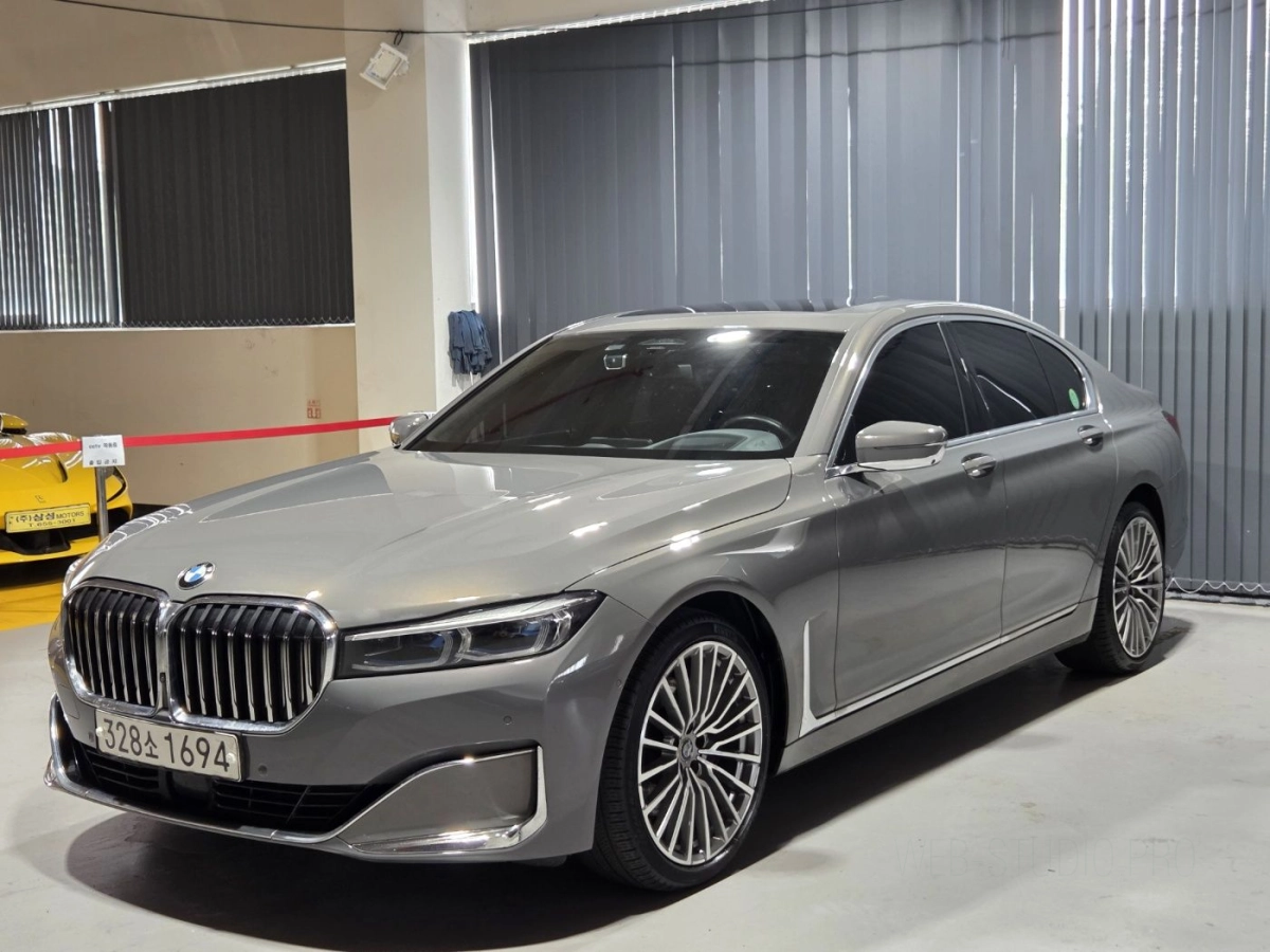 BMW 7-SERIES G11 2022