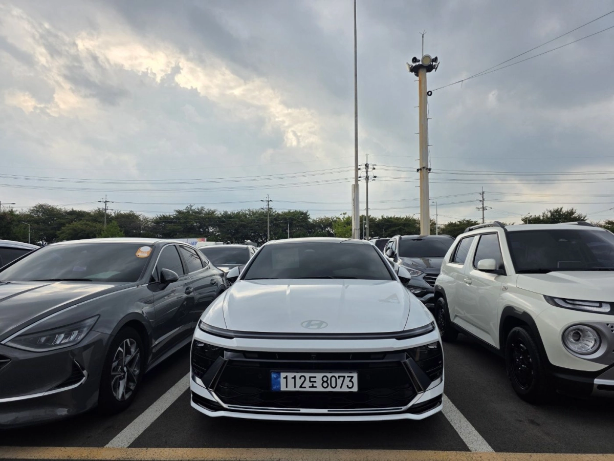 HYUNDAI SONATA 디 엣Ȅ