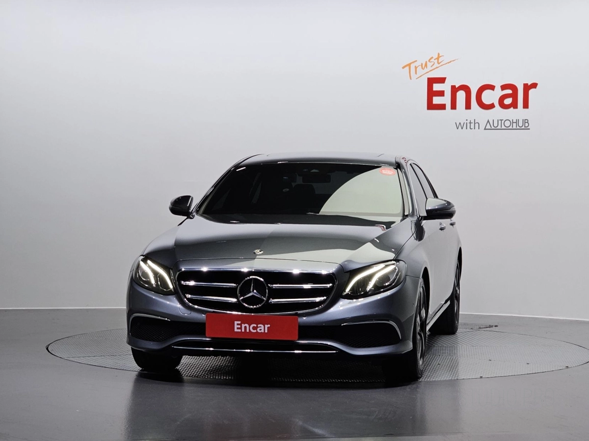 MERCEDES BENZ E-CLASS W213