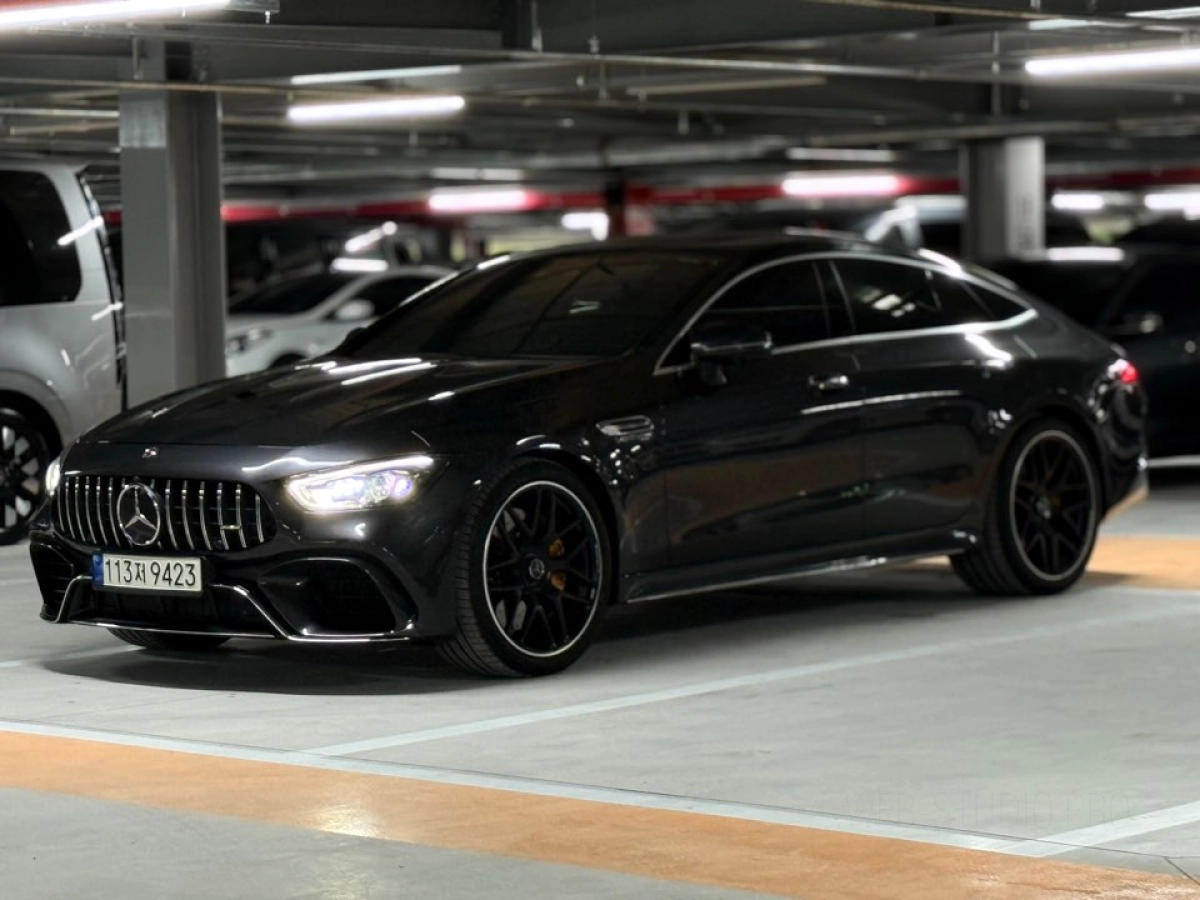 MERCEDES BENZ AMG GT