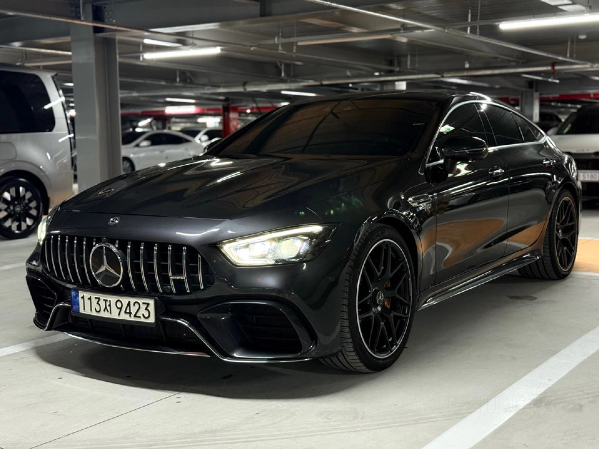 MERCEDES BENZ AMG GT