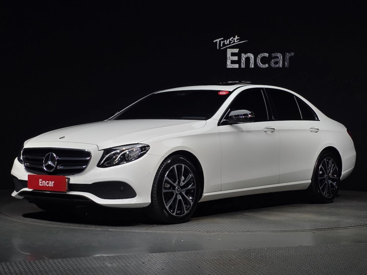 MERCEDES BENZ E-CLASS W213