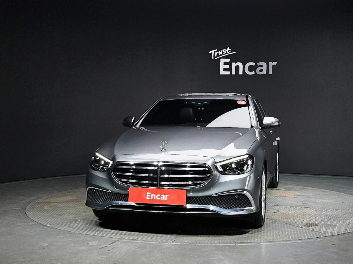 MERCEDES BENZ E-CLASS W213