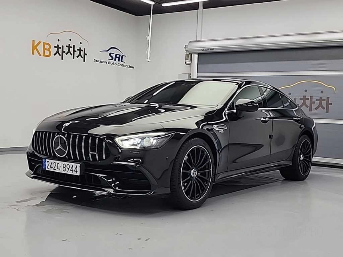 MERCEDES BENZ AMG GT