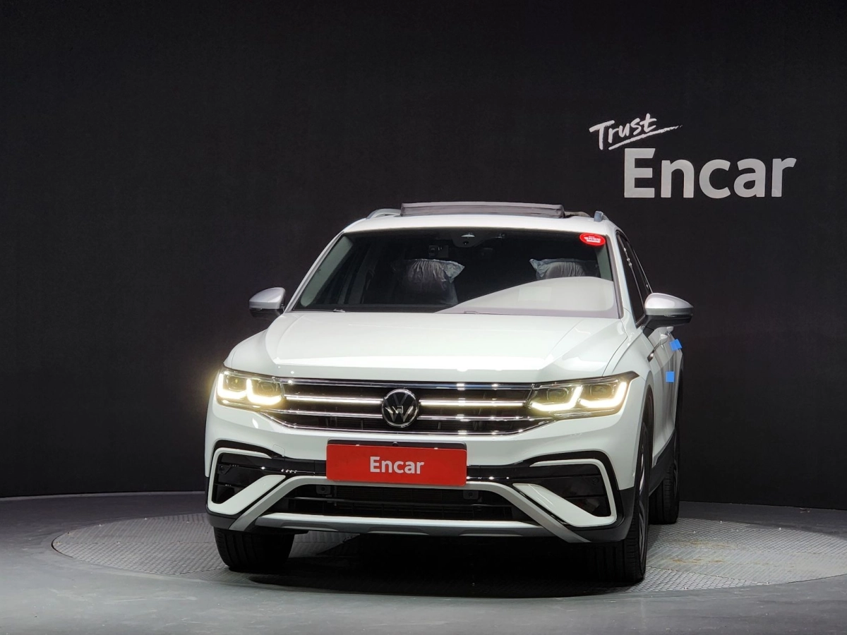 VOLKSWAGEN TIGUAN ALLSPACE