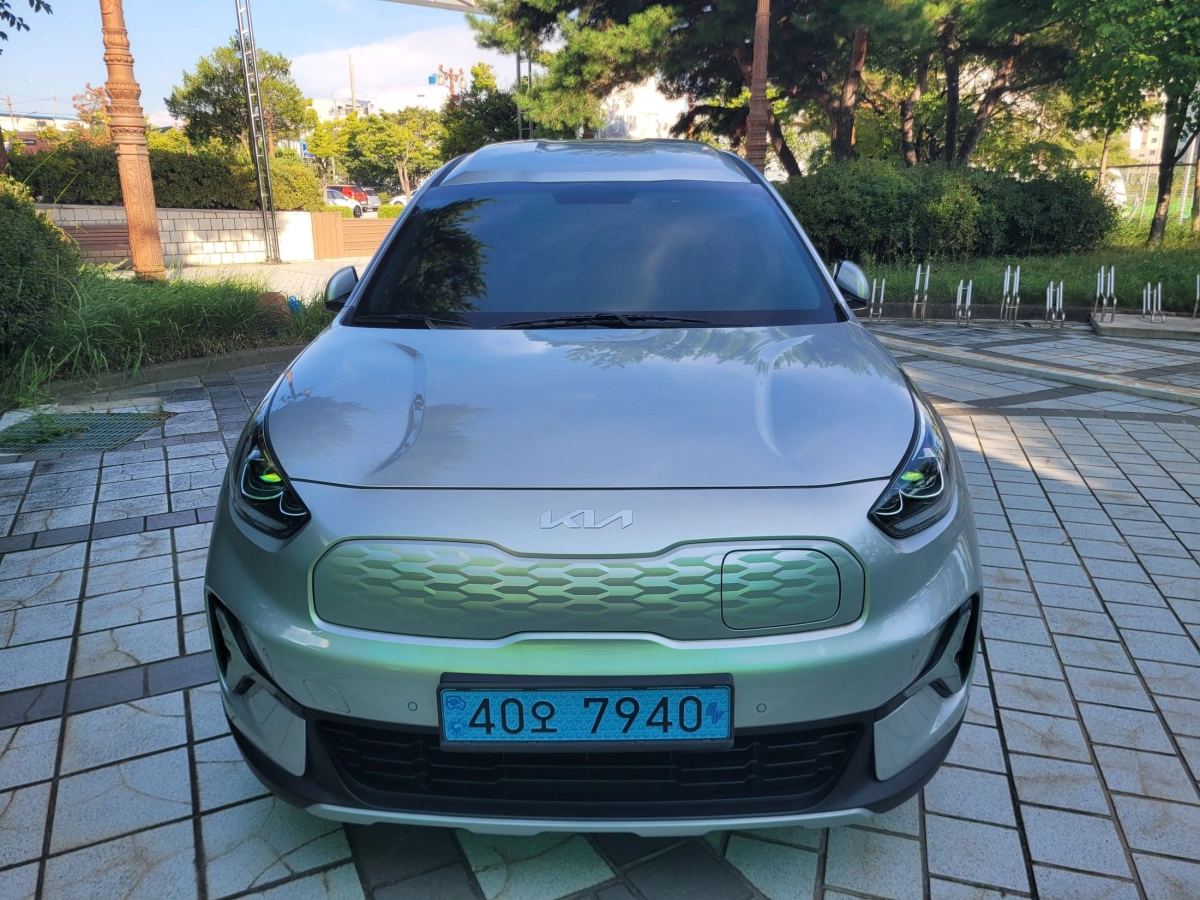 KIA NIRO PLUS