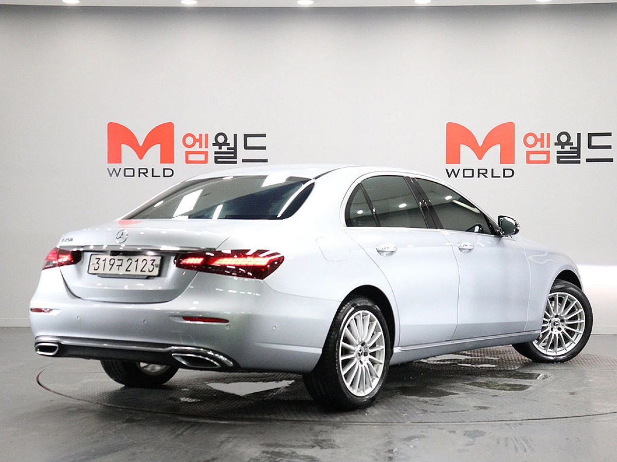 MERCEDES BENZ E-CLASS W213