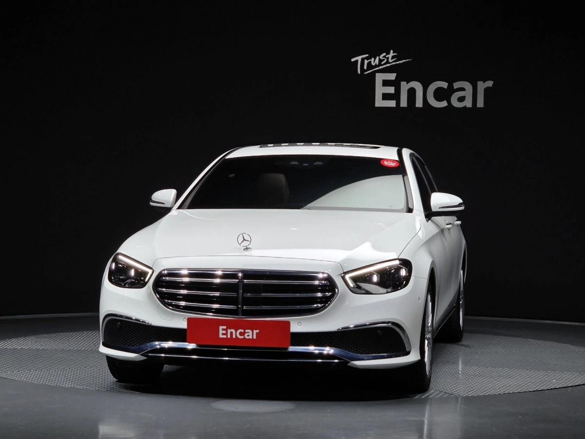 MERCEDES BENZ E-CLASS W213