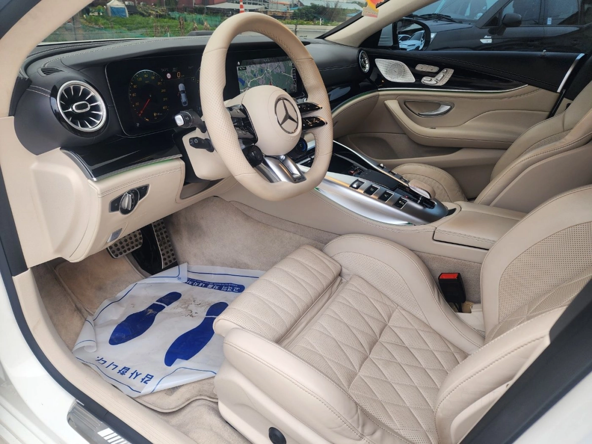 MERCEDES BENZ AMG GT