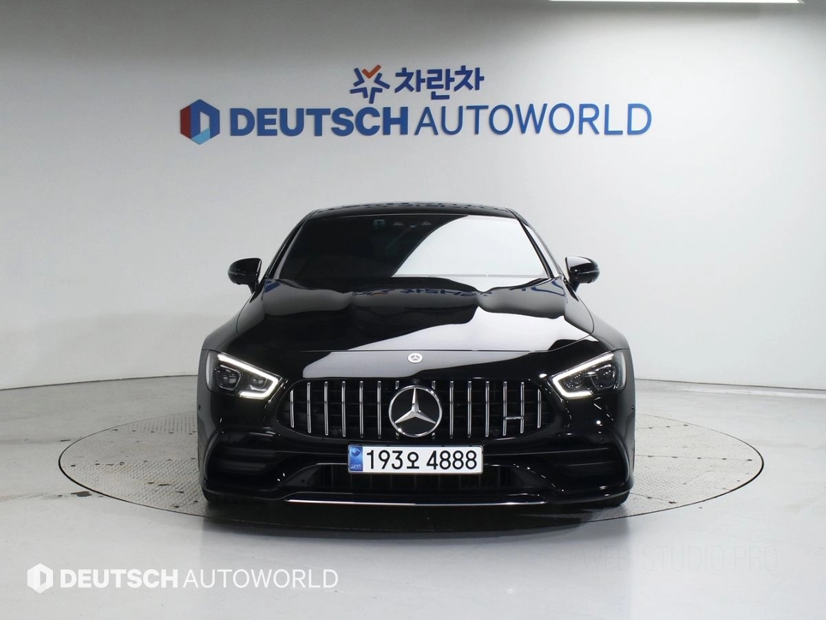 MERCEDES BENZ AMG GT