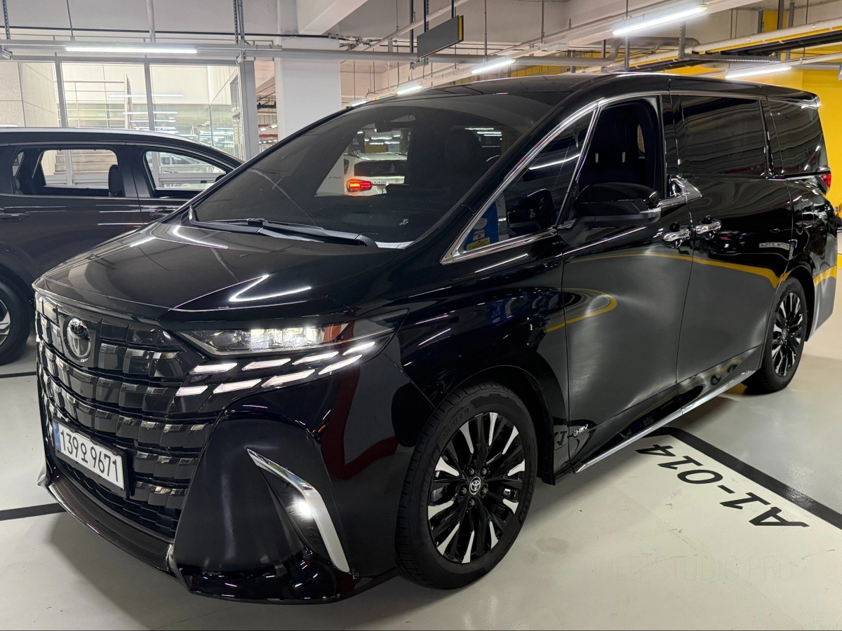 TOYOTA ALPHARD