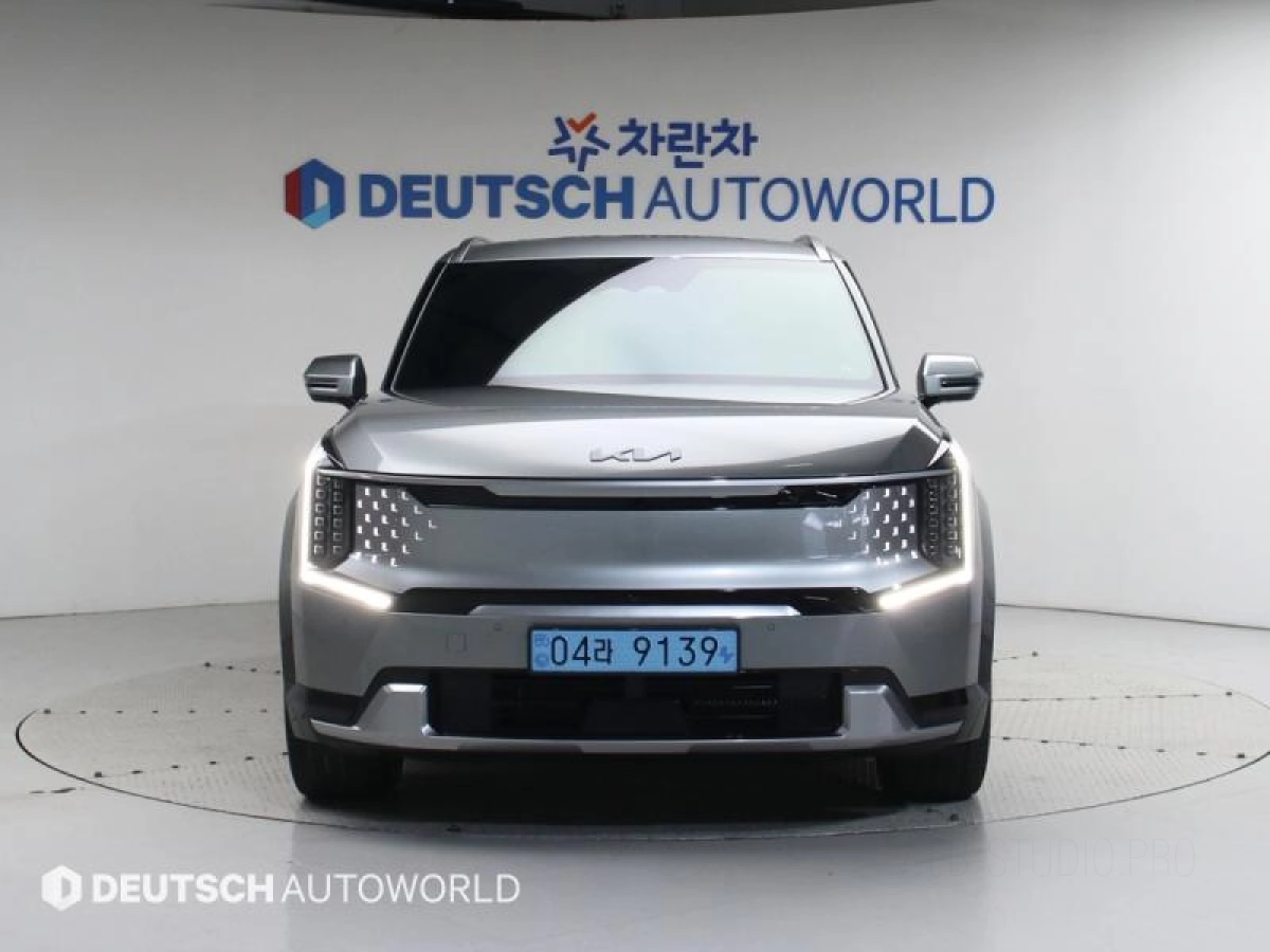 KIA EV9