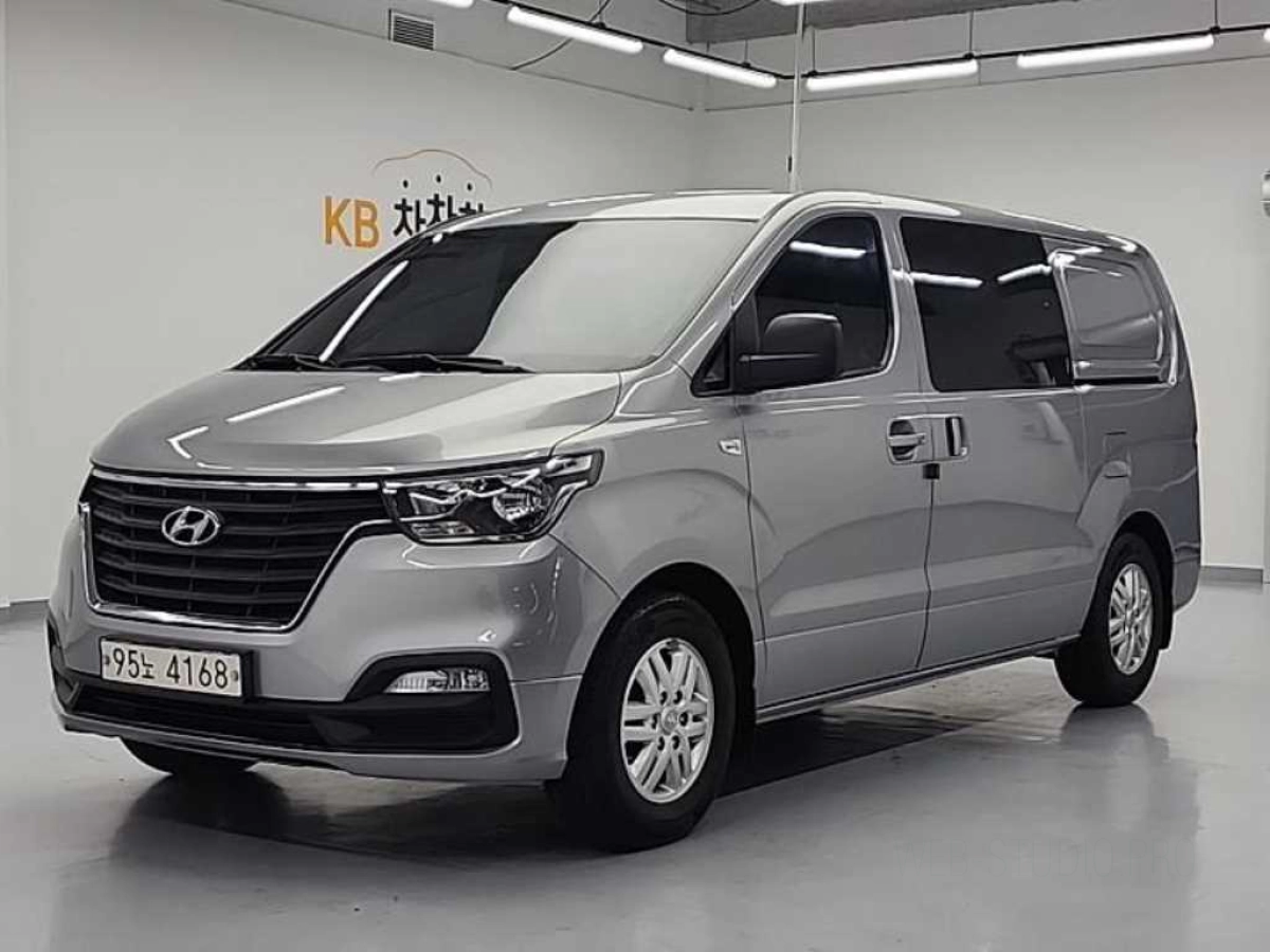 HYUNDAI STAREX GRAND 2021