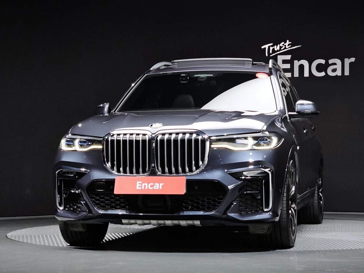 BMW X7 G07