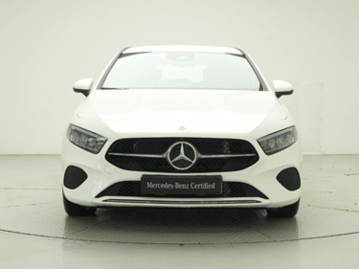 MERCEDES BENZ A-CLASS W177