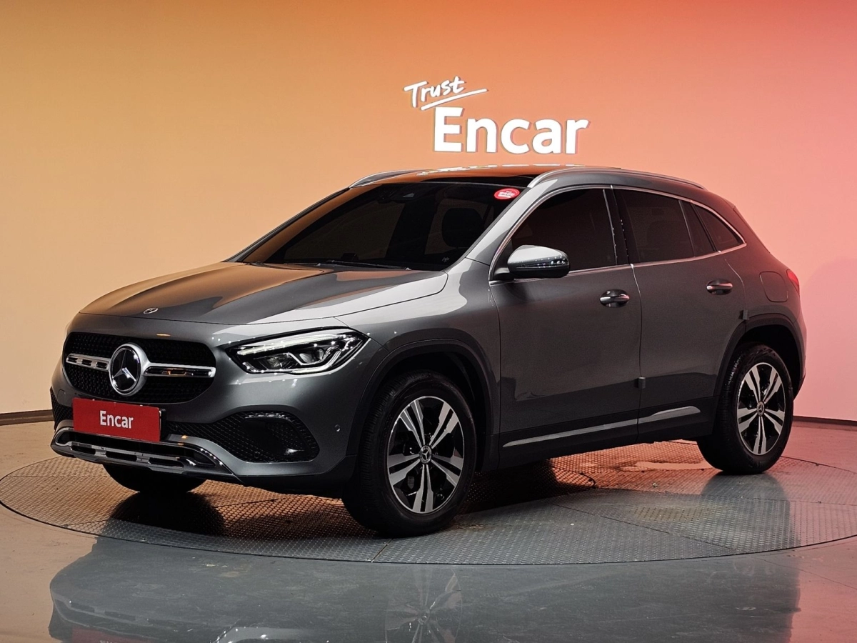 MERCEDES BENZ GLA-CLASS H247