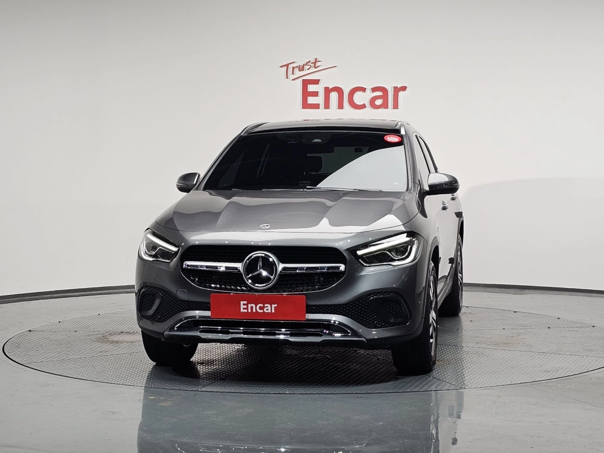 MERCEDES BENZ GLA-CLASS H247