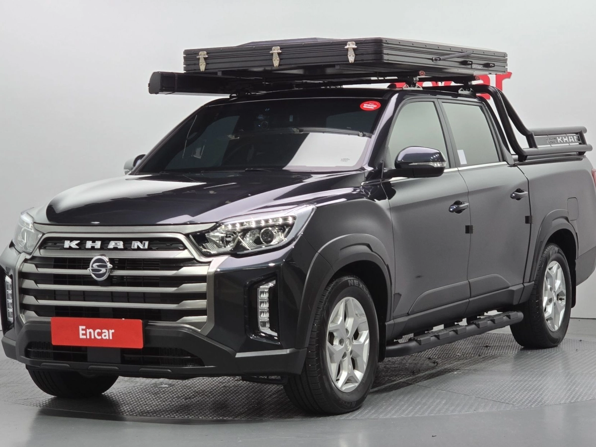 SSANGYONG REXTON SPORTS CAR