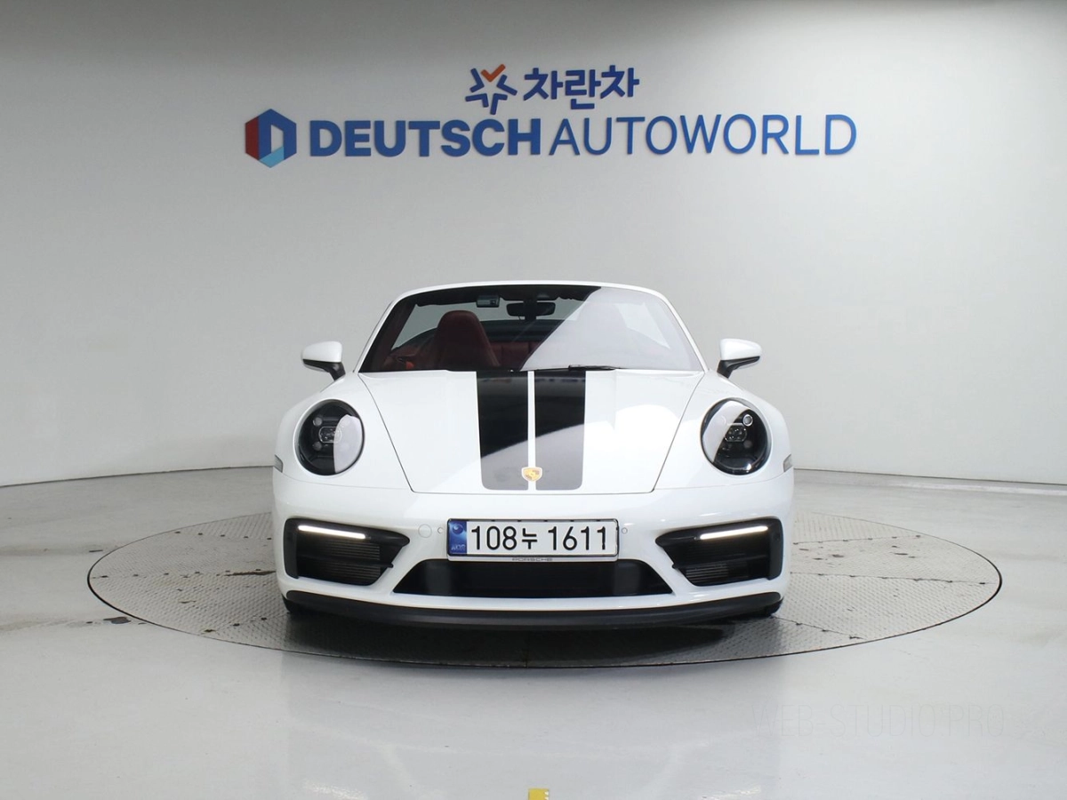 PORSCHE 911 992  2023