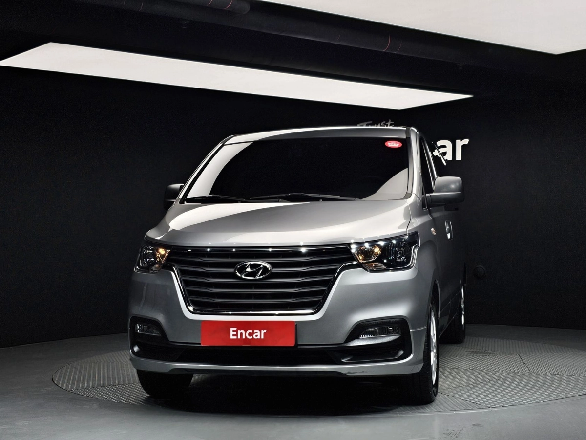 HYUNDAI STAREX GRAND