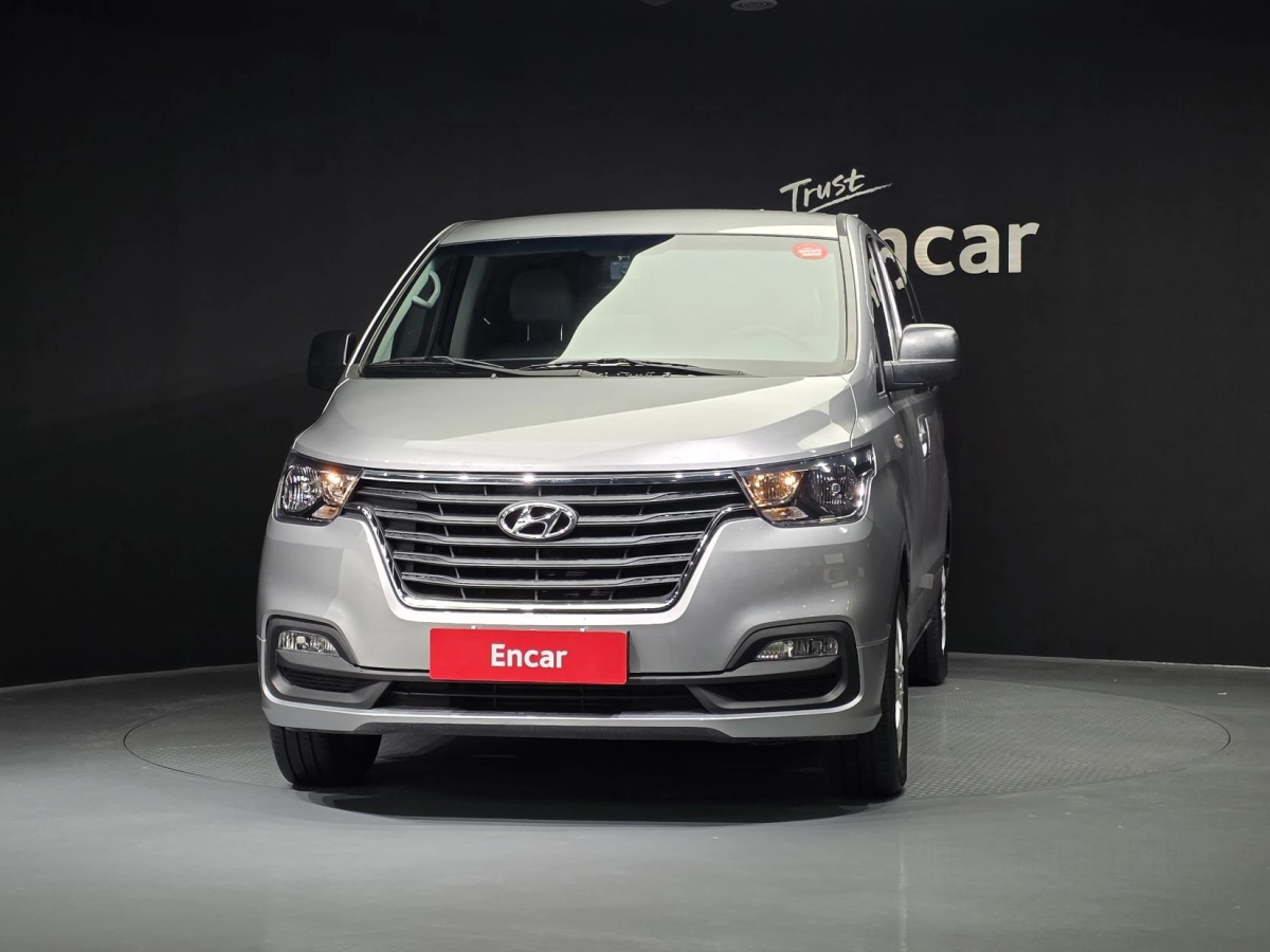 HYUNDAI STAREX GRAND