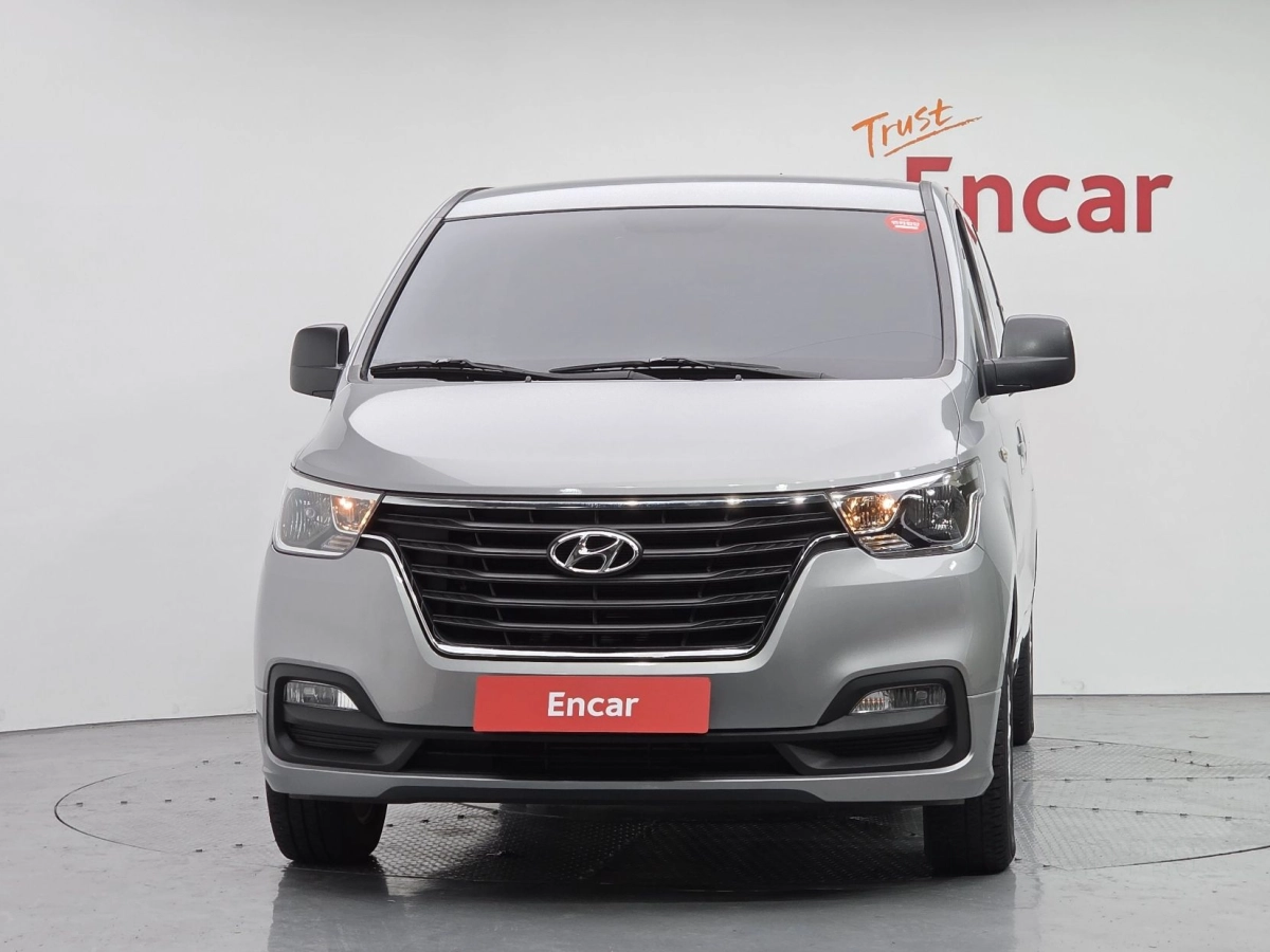 HYUNDAI STAREX GRAND