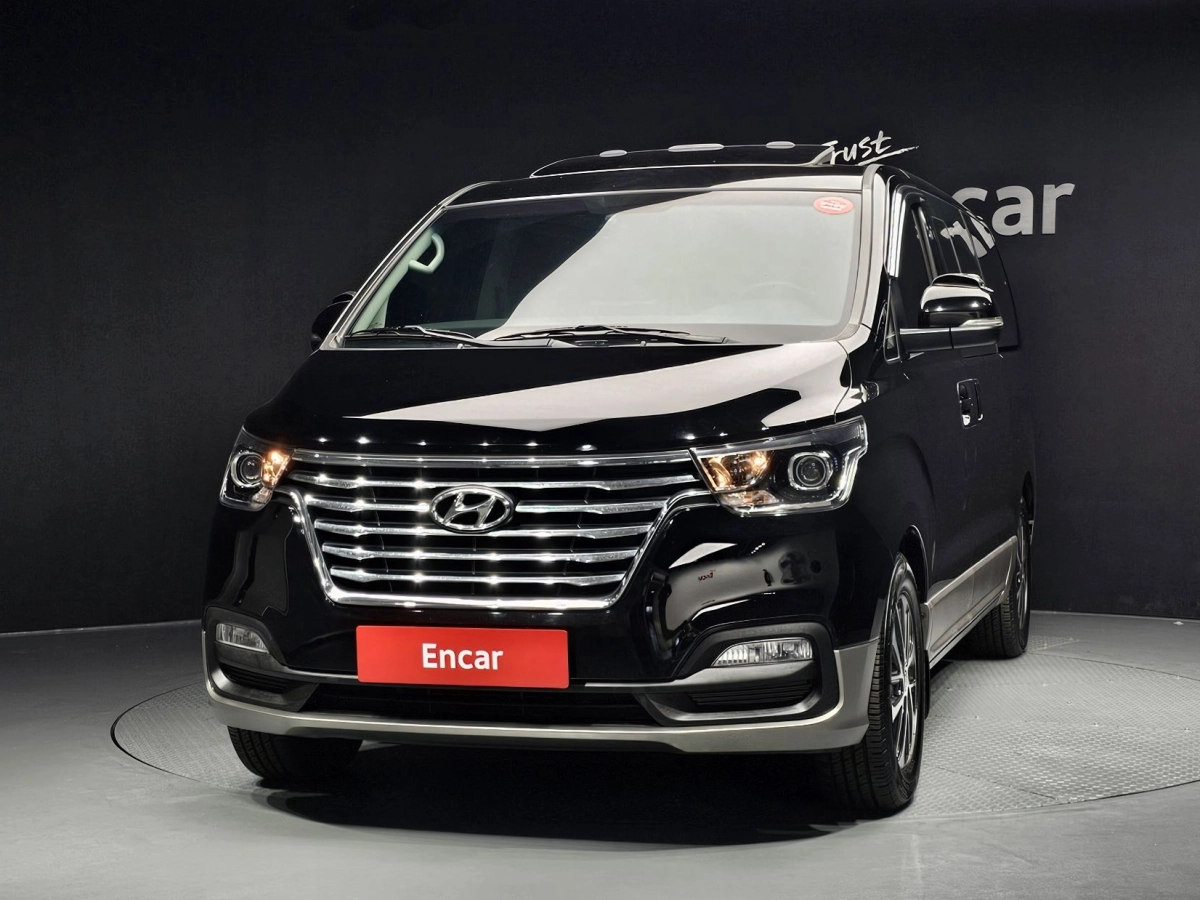 HYUNDAI STAREX GRAND