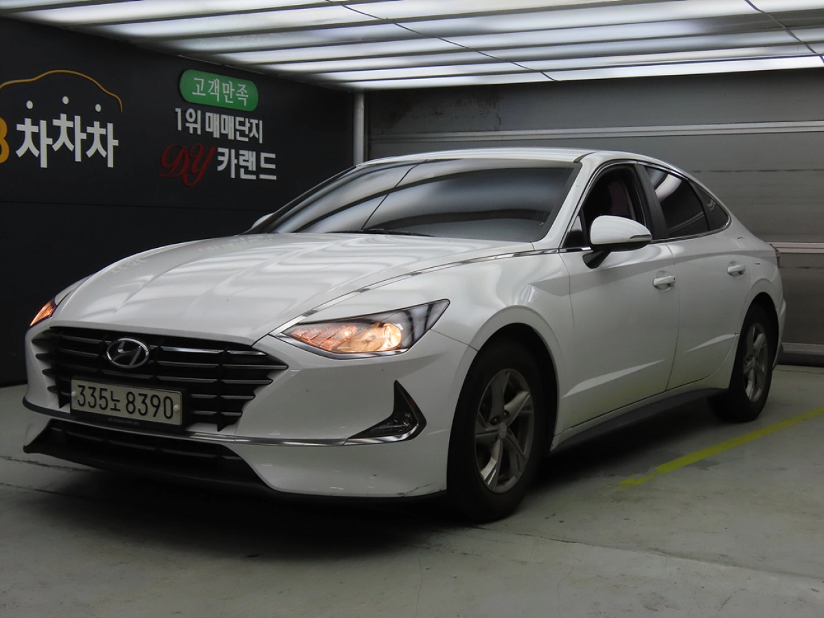 HYUNDAI SONATA DN8  2019