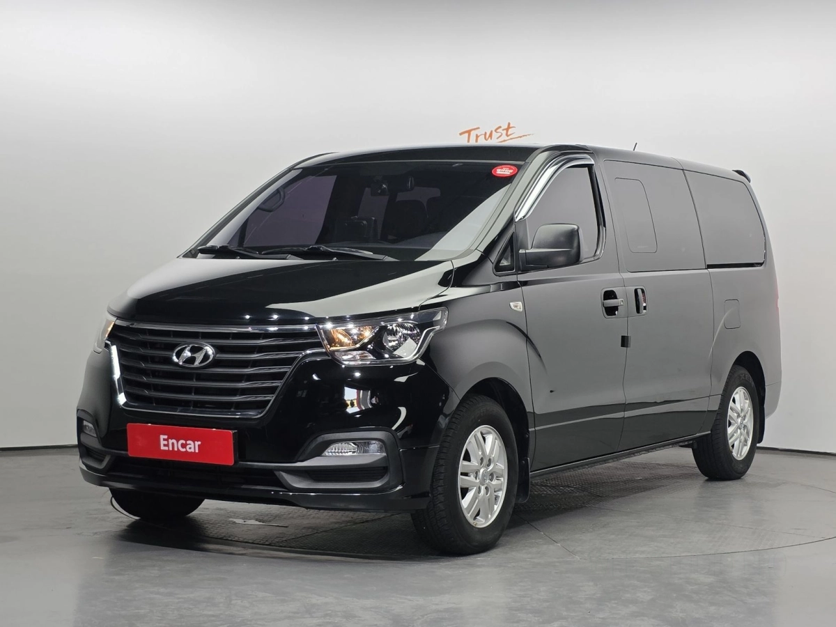 HYUNDAI STAREX GRAND