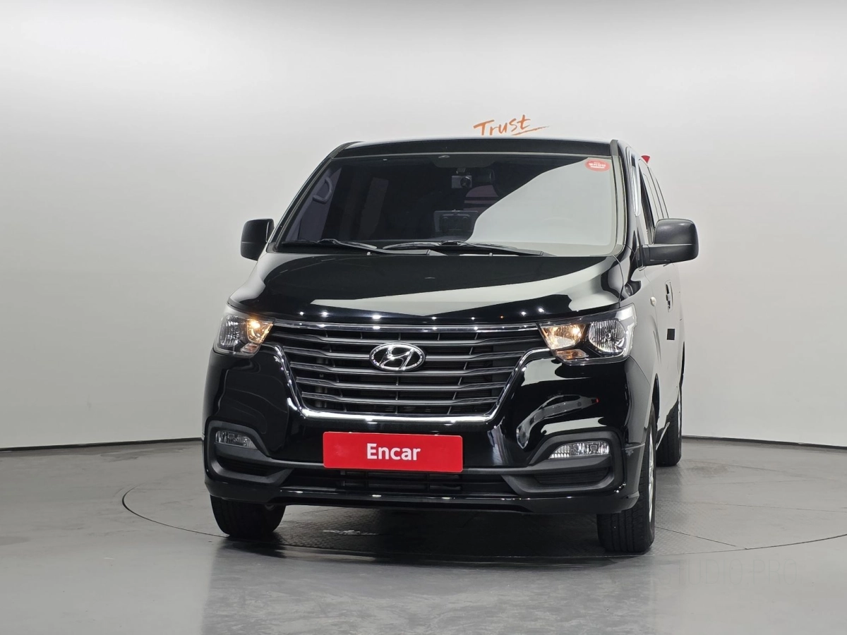 HYUNDAI STAREX GRAND