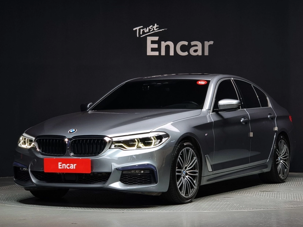 BMW 5-SERIES G30 2020