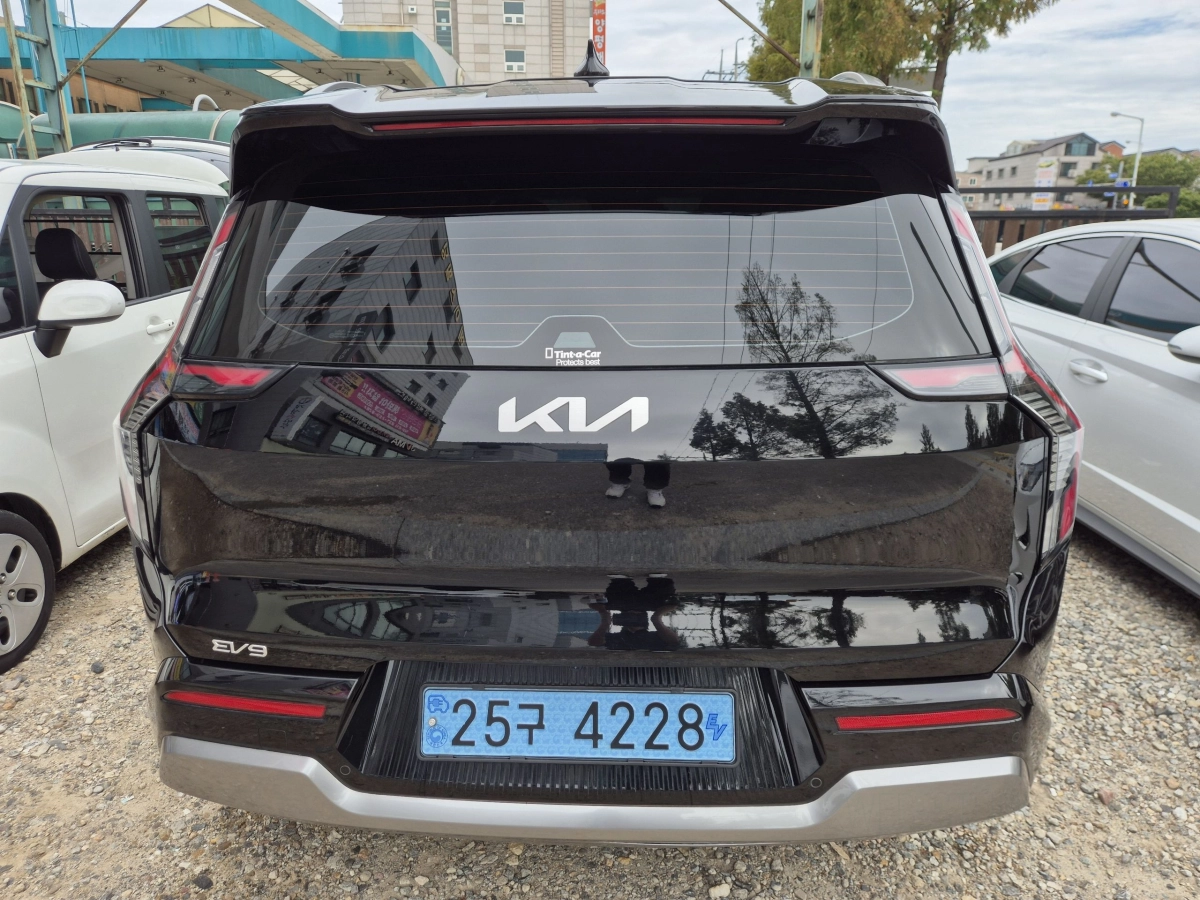 KIA EV9