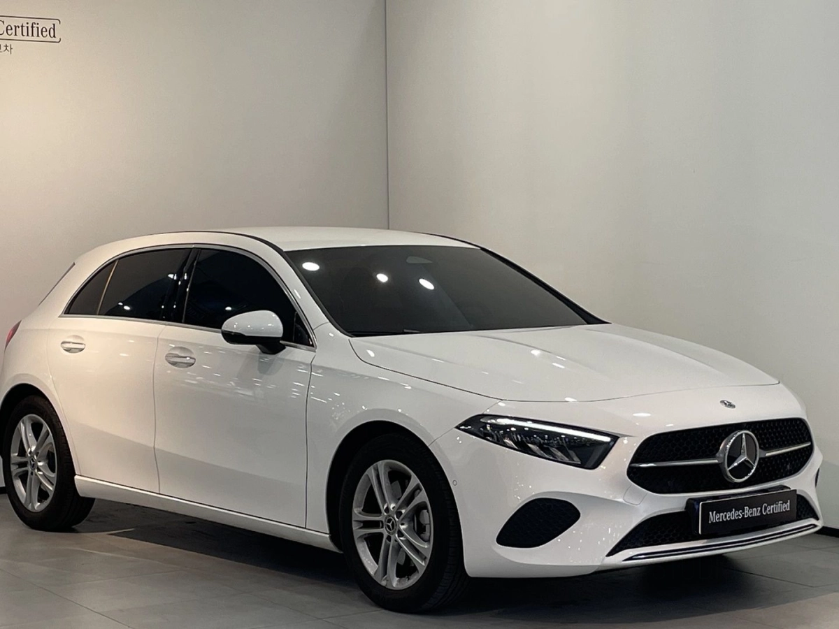 MERCEDES BENZ A-CLASS W177
