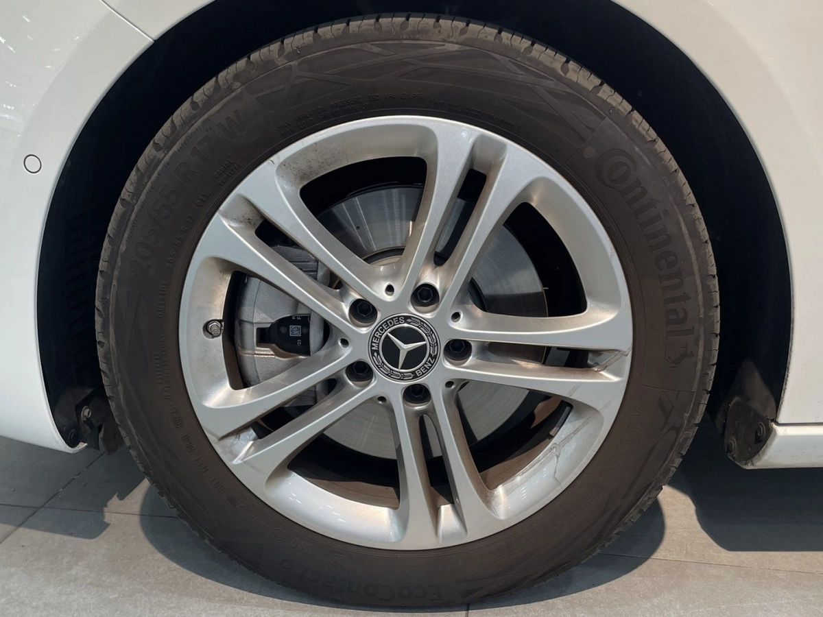 MERCEDES BENZ A-CLASS W177