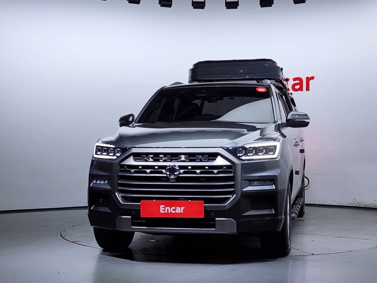 SSANGYONG REXTON SPORTS CAR