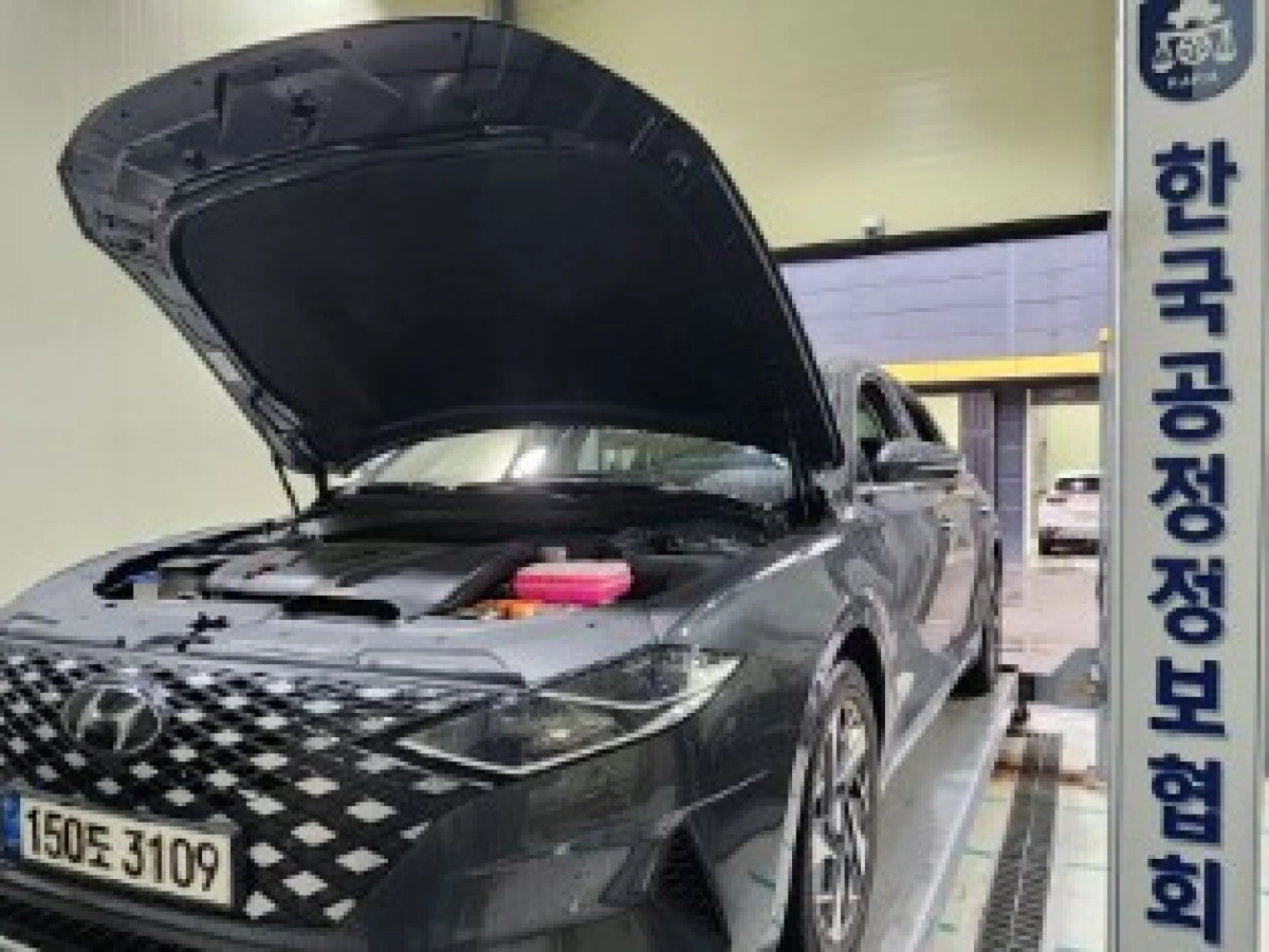 HYUNDAI GRANDEUR IG HYBRID