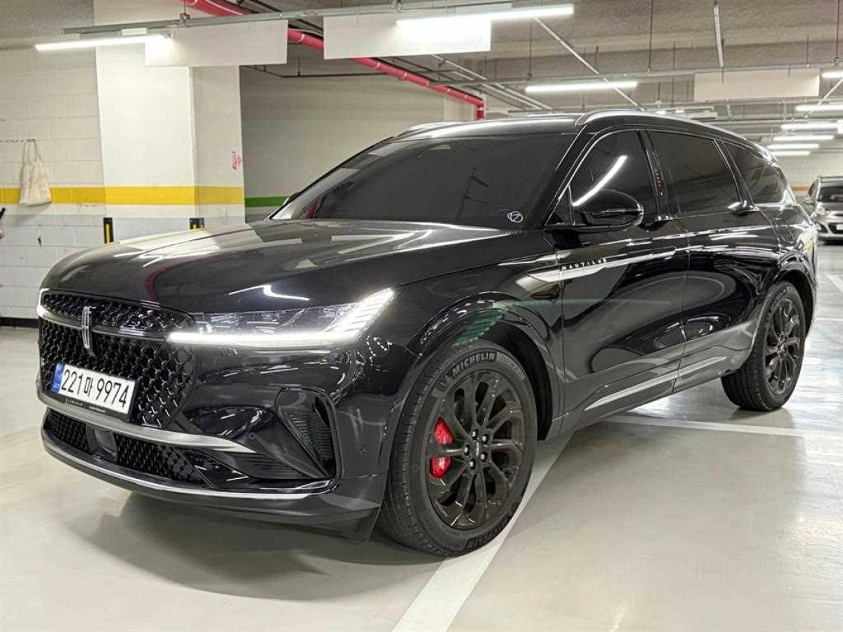 LINCOLN NAUTILUS  2024