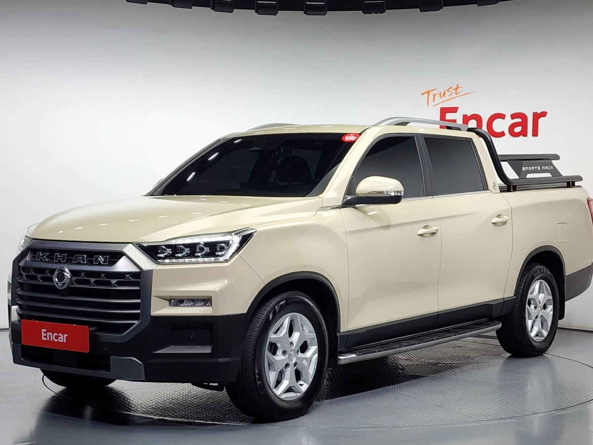 SSANGYONG REXTON SPORTS CAR