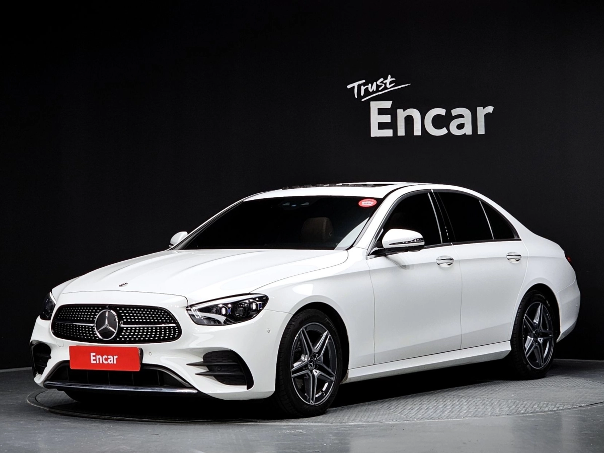 MERCEDES BENZ E-CLASS W213 2022