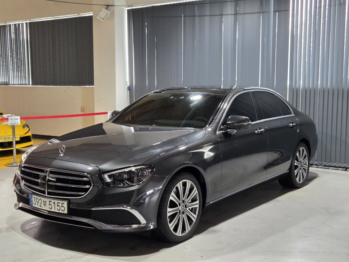 MERCEDES BENZ E-CLASS W213 2021